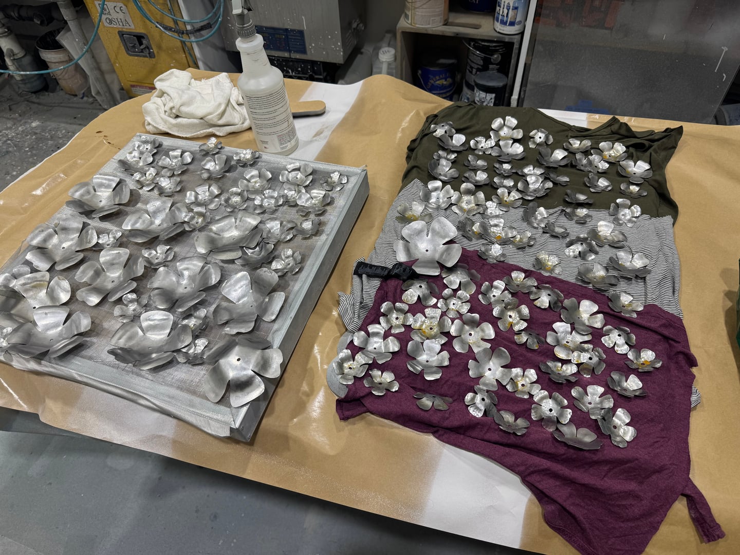 Hammered Metal Flowers - Image 3